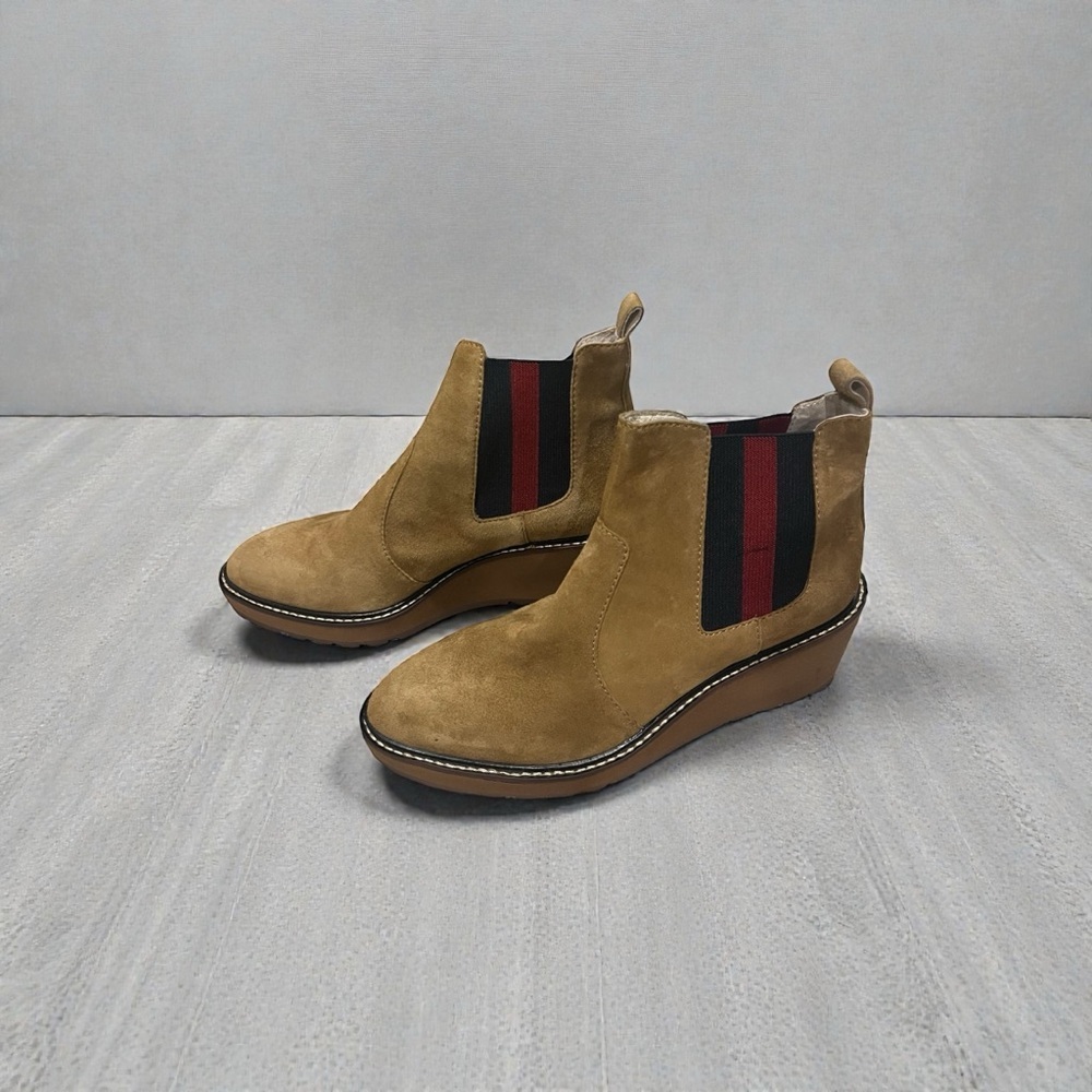 CECELIA NEW YORK Tan Suede Wedge Boots - Picture 1 of 9